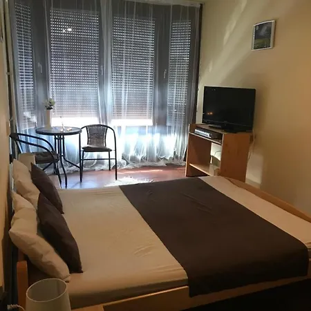 Buebaj Vendeghaz * إغير