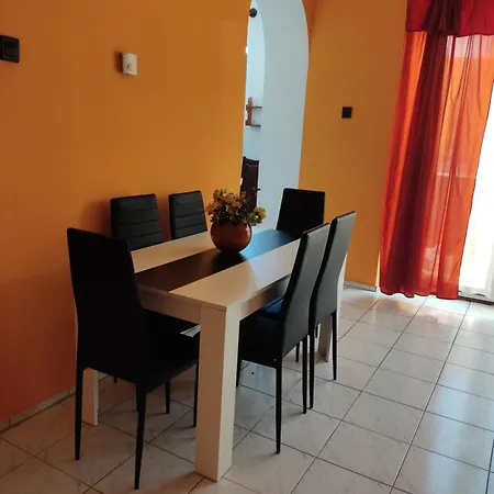 Konukevi Buebaj Vendeghaz